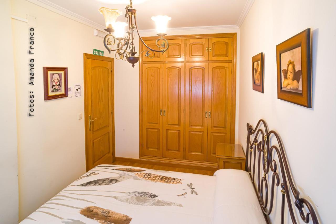 Albergue De Peregrinos Ultreia Et Suseia Albergue Sigueiro Exterior foto