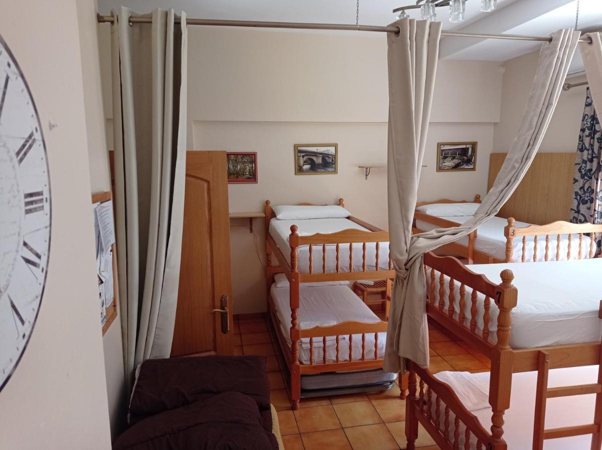 Albergue De Peregrinos Ultreia Et Suseia Albergue Sigueiro Exterior foto