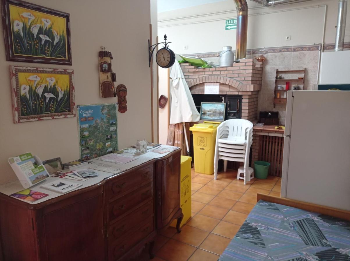 Albergue De Peregrinos Ultreia Et Suseia Albergue Sigueiro Exterior foto